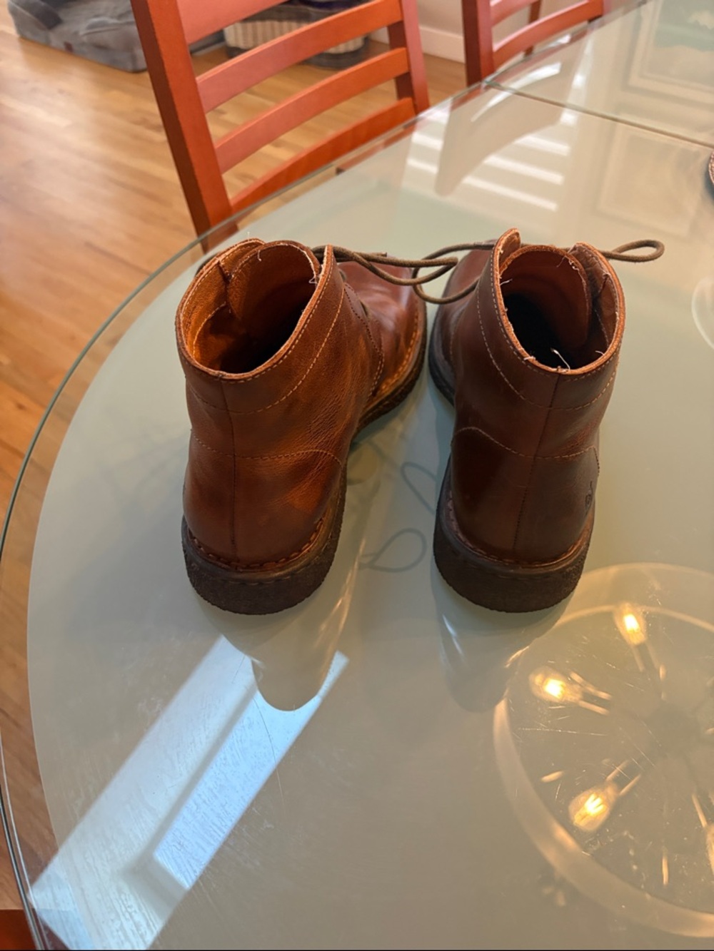 Born Men's Chestnut Brown Leather Chukka Boots - Picture 3 of 3